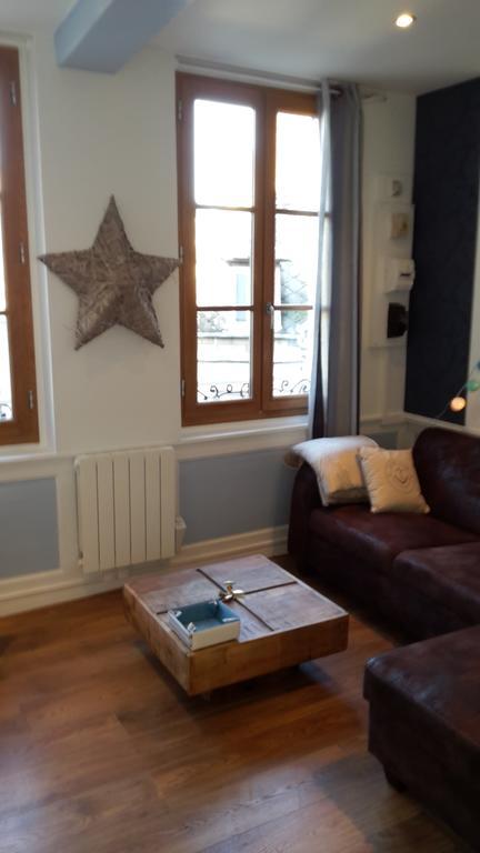 Le Saint Leonard...Il Est Bleu Appartement Honfleur Buitenkant foto